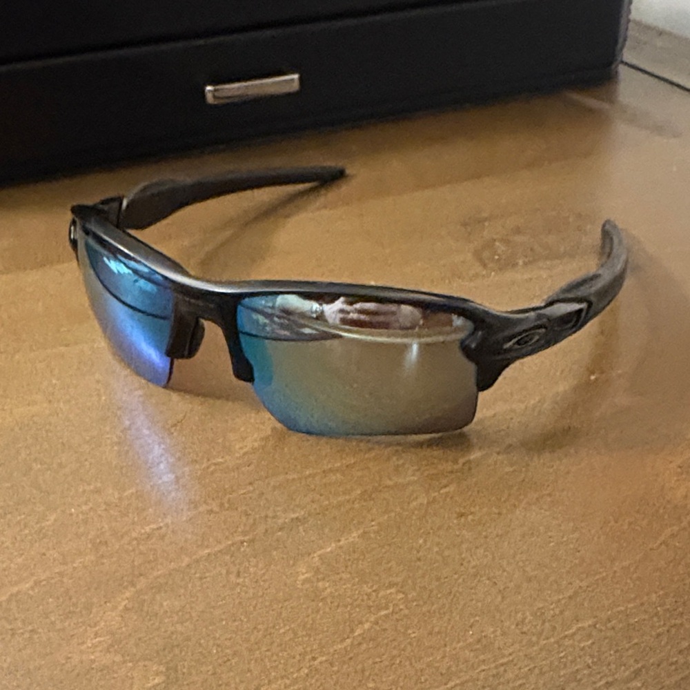 Oakley Flak 2.0 Black Frame Sunglasses with Silver-Blue Lenses